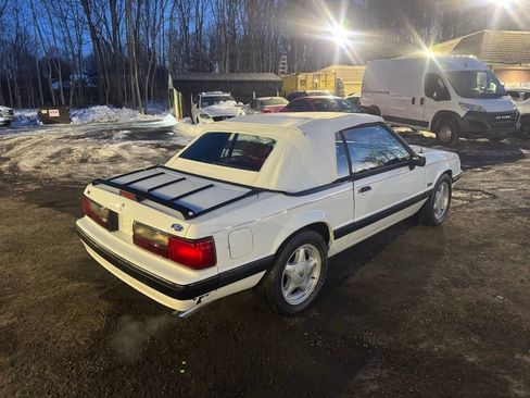 Used 1990 Ford Mustang LX RWD image 6