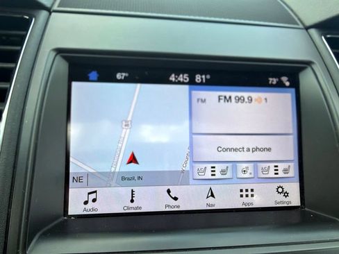 Used 2019 Ford Taurus Limited FWD image 21