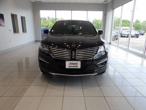 Used 2016 Lincoln MKC Reserve AWD/4WD image 2