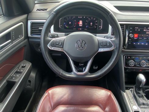 Certified 2023 Volkswagen Atlas Cross Sport SEL Premium R-Line AWD/4WD image 7