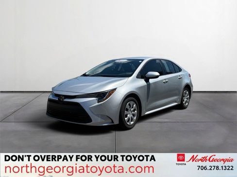 Certified 2025 Toyota Corolla LE w/ Convenience Package FWD image 1