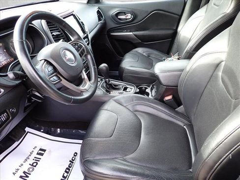 Used 2019 Jeep Cherokee Limited w/ Trailer Tow Group image 12