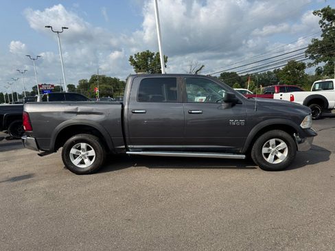 Used 2017 RAM 1500 Classic SLT AWD/4WD image 6