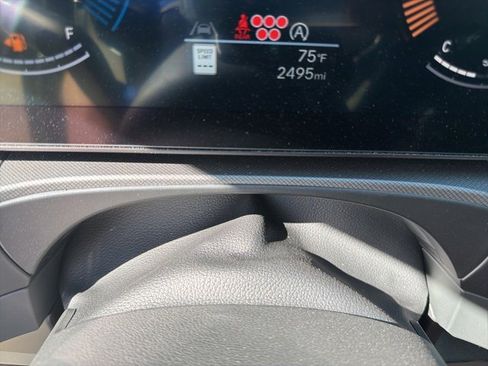 Used 2025 Hyundai Santa Fe XRT image 16