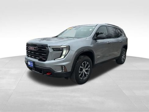 Used 2025 GMC Acadia AT4 w/ Super Cruise Package image 3