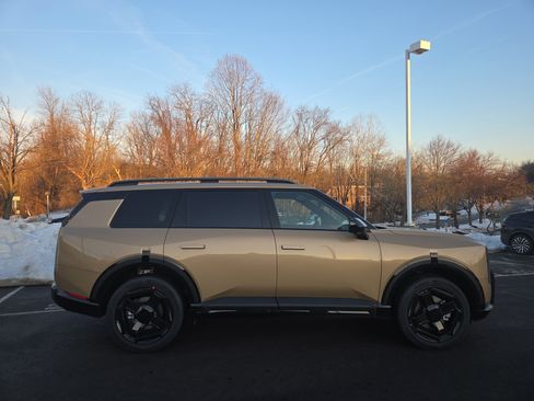 New 2027 Kia Telluride SX Prestige X-Line image 2
