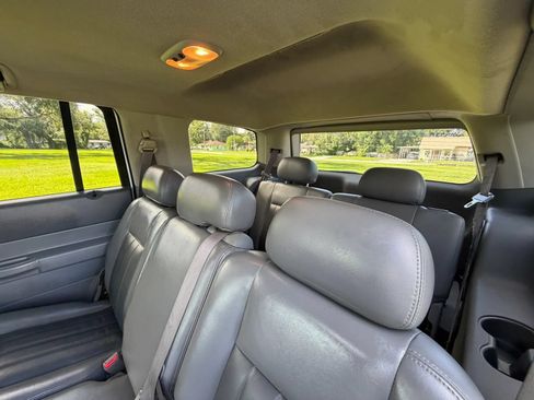 Used 2005 Dodge Durango Limited w/ Trailer Tow Group RWD image 53