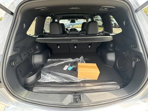 New 2026 Subaru Forester Touring AWD/4WD image 18