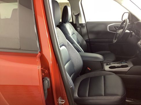 Used 2024 Ford Bronco Sport Outer Banks image 8