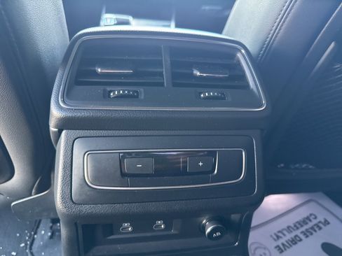 Used 2023 Audi A6 2.0T Premium w/ Convenience Package image 16