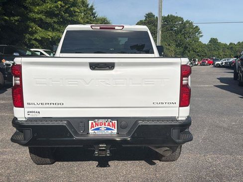 New 2026 Chevrolet Silverado 2500 Custom w/ Custom Value Package AWD/4WD image 9