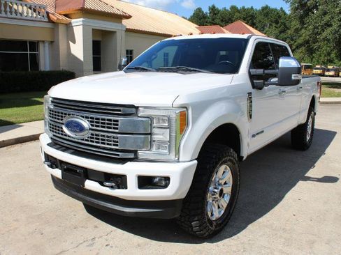 Used 2018 Ford F250 Platinum w/ Platinum Ultimate Package AWD/4WD image 8