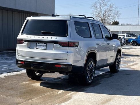 Used 2024 Jeep Wagoneer Series III w/ Premium Group I image 3