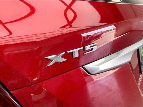Certified 2022 Cadillac XT5 Luxury AWD/4WD image 9