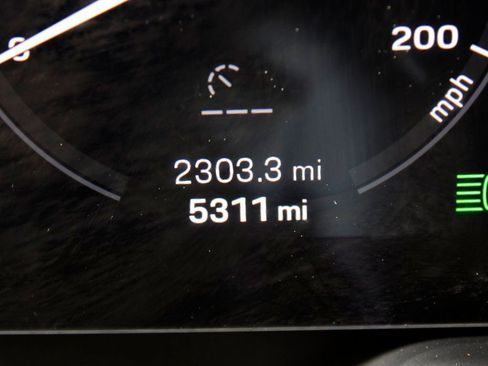 Certified 2024 Porsche 911 Carrera 4S image 23