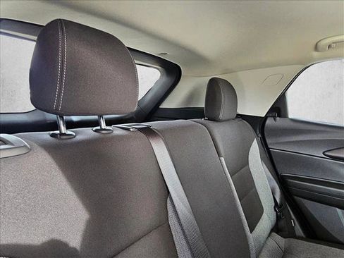 Used 2025 Chevrolet TrailBlazer LT FWD image 23