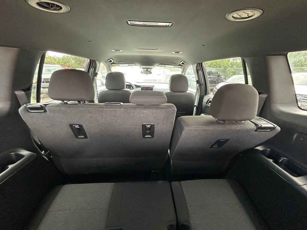 Used 2025 GMC Acadia Elevation FWD image 15