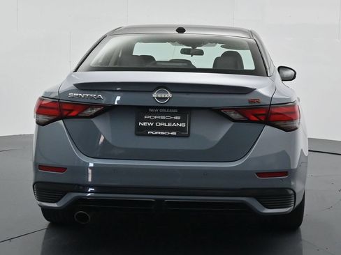 Used 2025 Nissan Sentra SR w/ SR Premium Package FWD image 6