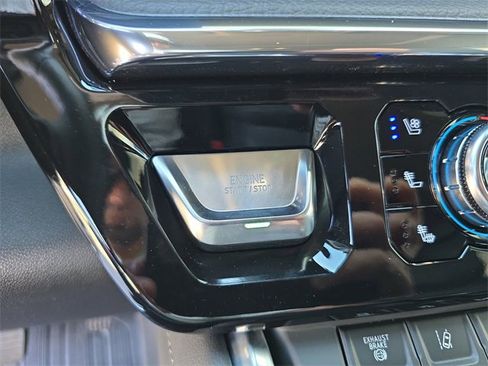 Certified 2024 GMC Sierra 2500 Denali w/ Denali Reserve Package image 27