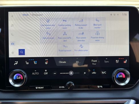Used 2023 Lexus RX 500h F Sport w/ Cold Area Package AWD/4WD image 29