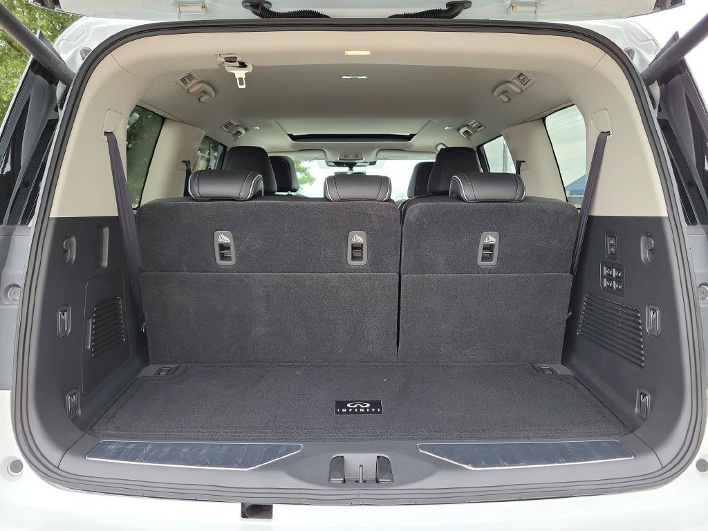 Certified 2026 INFINITI QX80 Luxe w/ Cargo Package AWD/4WD image 27