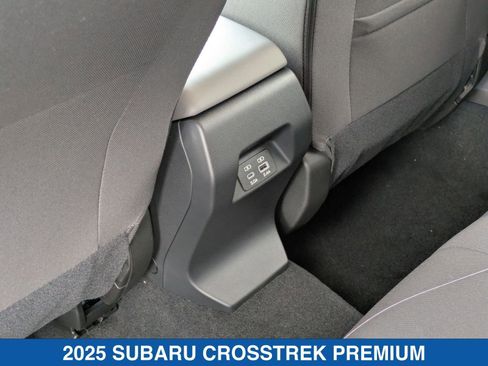 Certified 2025 Subaru Crosstrek 2.0i Premium image 30