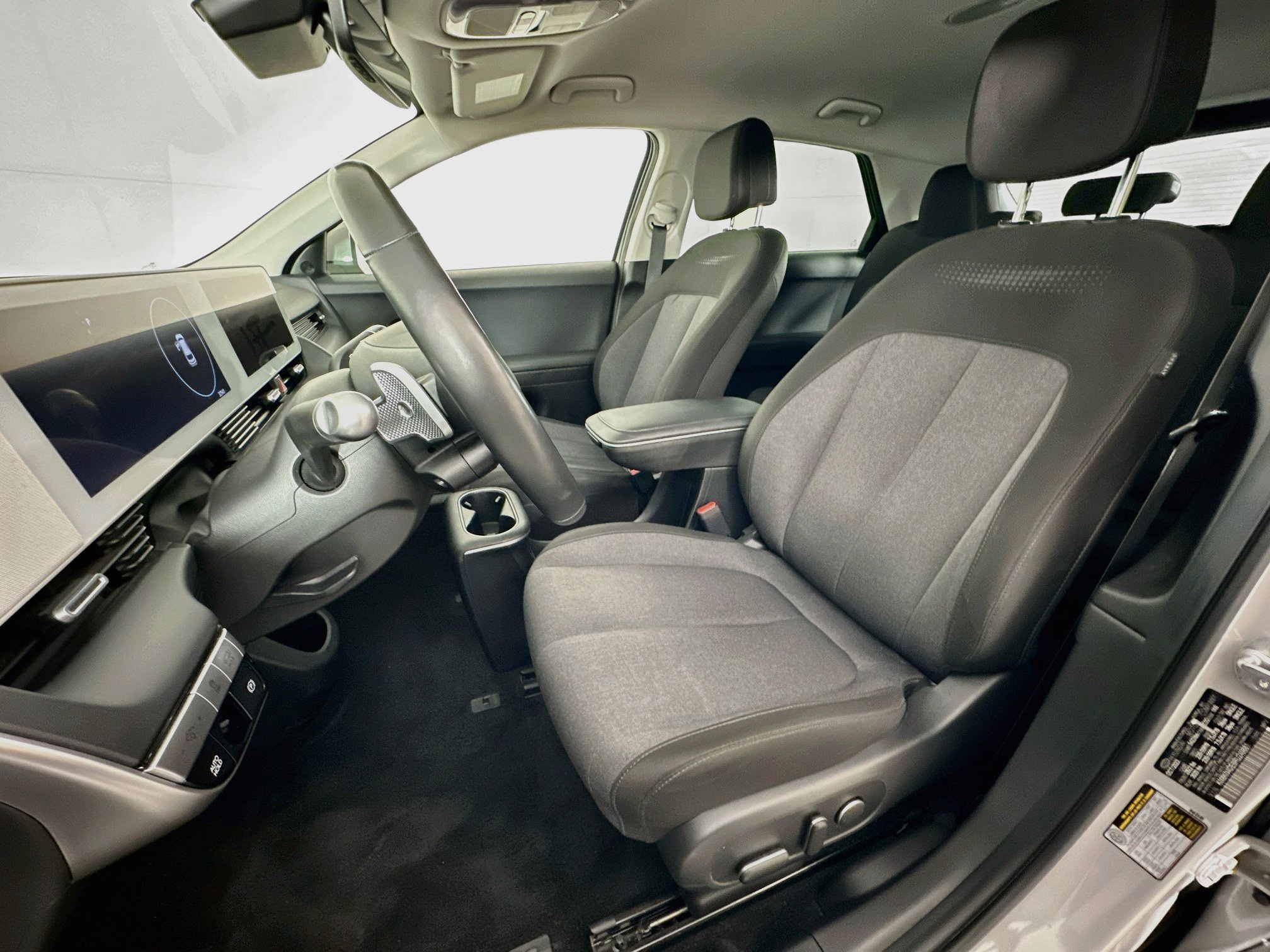 Used 2024 Hyundai Ioniq 5 SEL RWD image 13