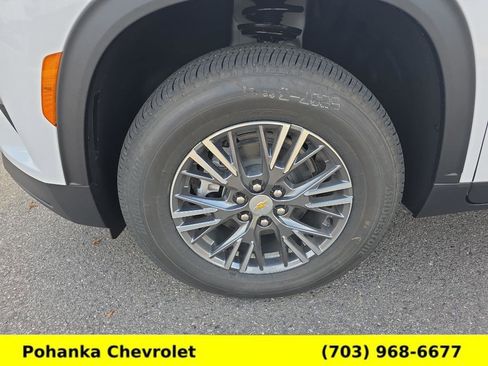 New 2026 Chevrolet Traverse LT w/ LPO, Floor Liner Package image 31