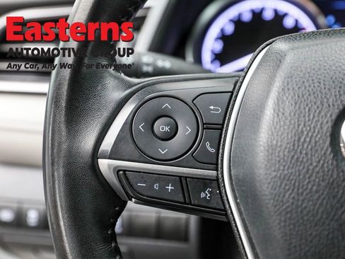 Used 2023 Toyota Camry XLE image 16