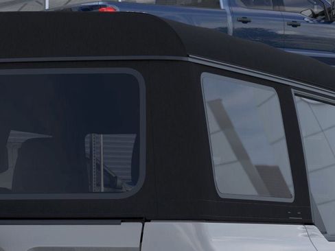New 2026 Ford Bronco 4-Door AWD/4WD image 25