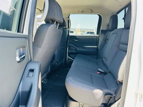 Used 2023 Nissan Frontier SV w/ SV Convenience Package AWD/4WD image 25