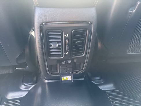 Used 2021 Jeep Grand Cherokee Limited w/ Quick Order Package 28K 80th AWD/4WD image 41