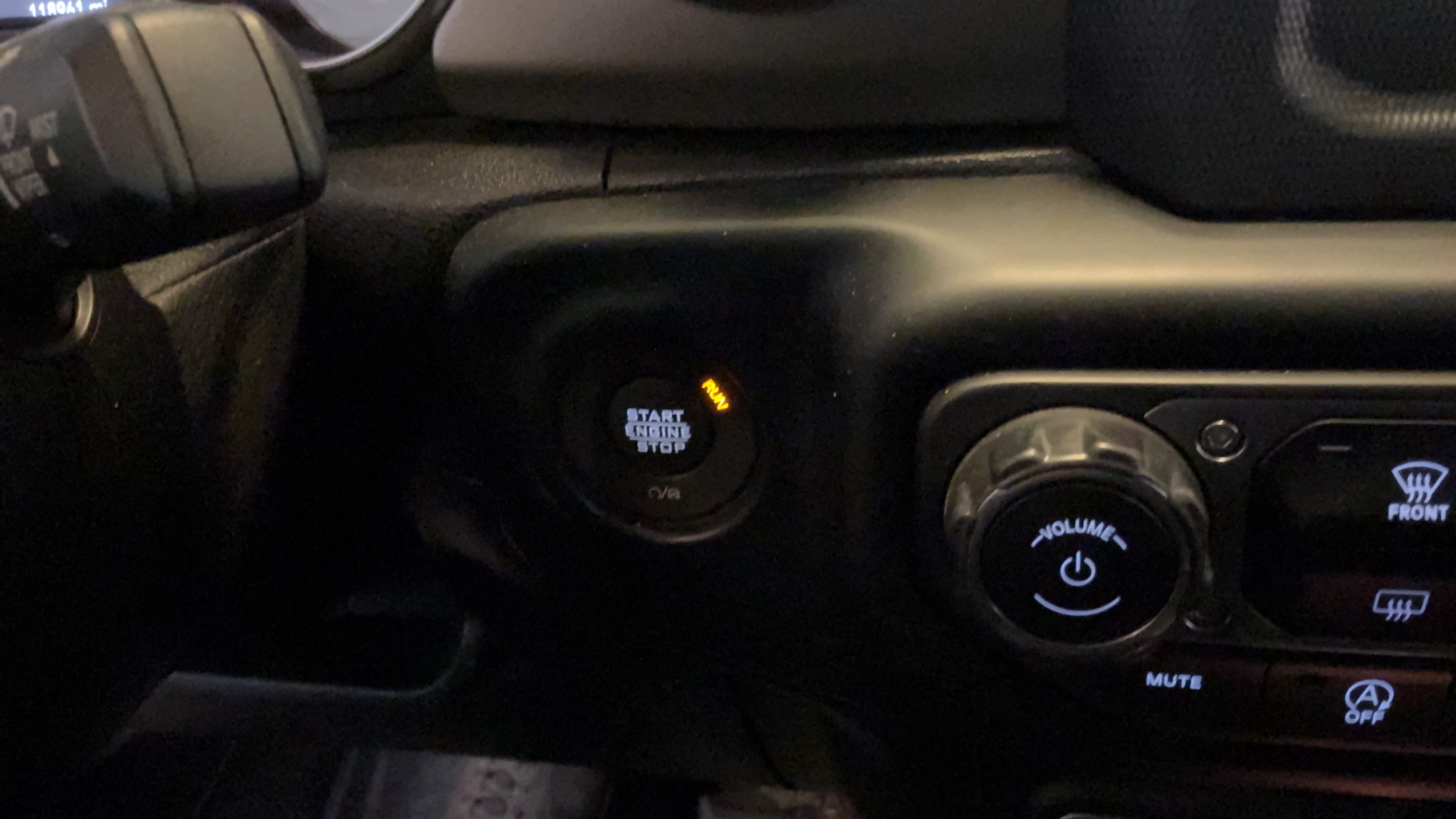 Used 2021 Jeep Gladiator Sport AWD/4WD image 23