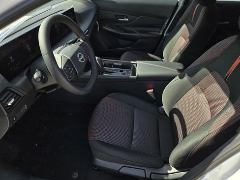 New 2026 Nissan Sentra SR w/ Floor Mat Package image 17