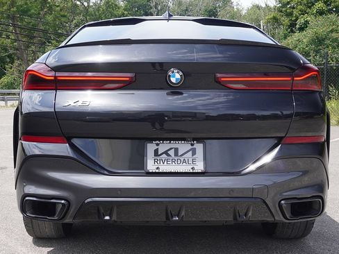 Used 2022 BMW X6 xDrive40i w/ M Sport Package AWD/4WD image 12