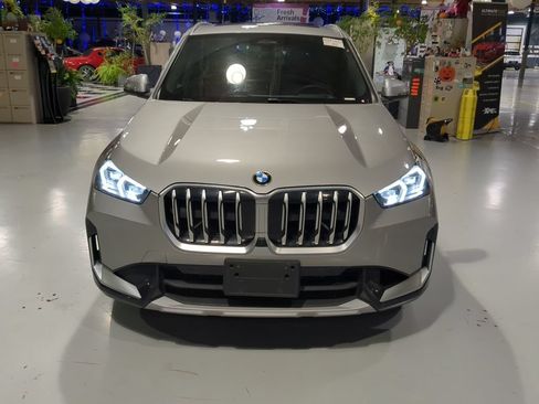 Certified 2025 BMW X1 xDrive28i w/ Premium Package AWD/4WD image 3