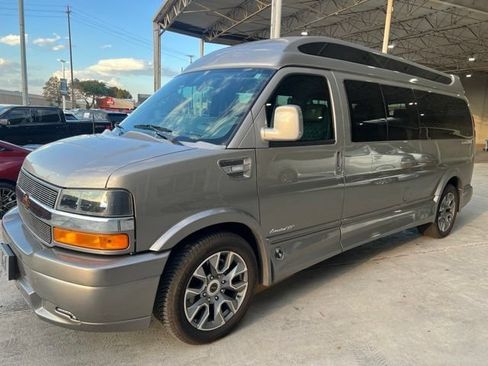 Used 2025 Chevrolet Express 2500 Extended w/ Driver Convenience Package RWD image 2