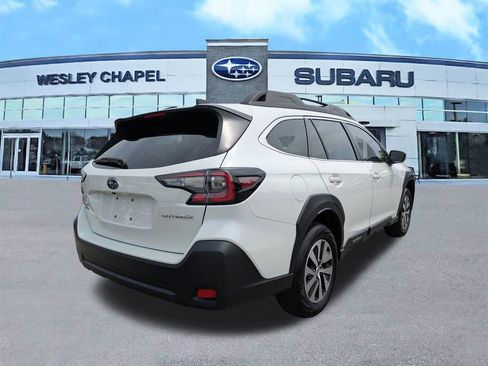 Used 2025 Subaru Outback image 5