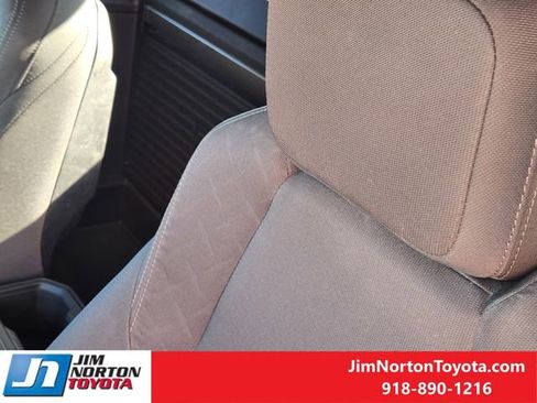 Used 2025 Toyota Tacoma SR image 15