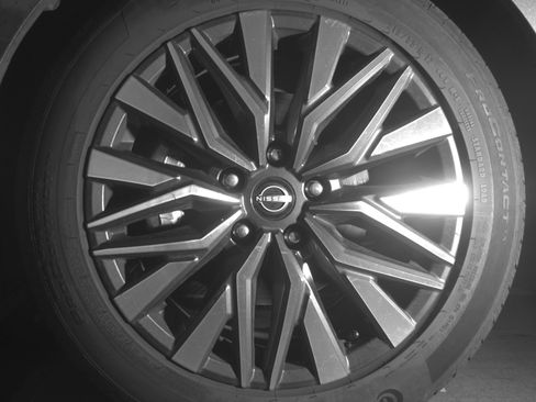 Used 2025 Nissan Altima 2.5 SV image 12