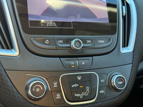 Used 2022 Chevrolet Malibu RS image 18