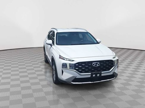 Used 2023 Hyundai Santa Fe SEL FWD image 2