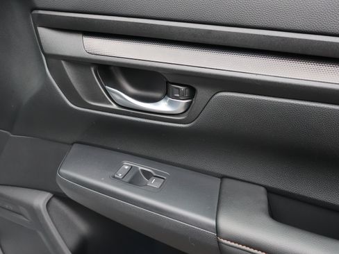 Used 2025 Honda CR-V Sport-L image 8