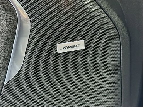 Used 2023 Chevrolet Suburban Premier image 19