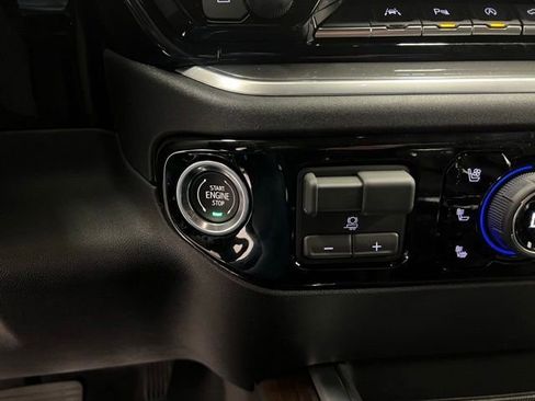 New 2026 Chevrolet Silverado 1500 High Country AWD/4WD image 11