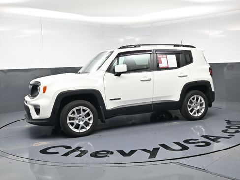 Used 2021 Jeep Renegade Latitude AWD/4WD image 6