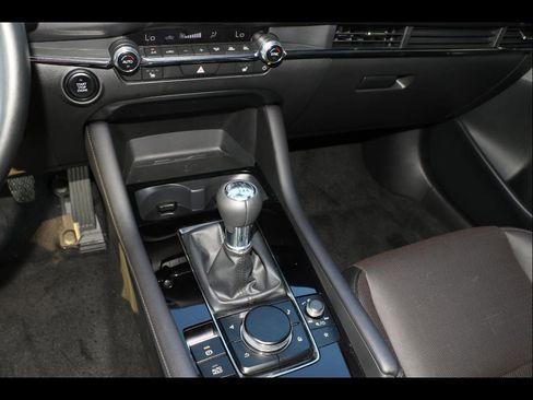 Certified 2025 MAZDA MAZDA3 2.5 S Hatchback w/ Appearance Package image 14