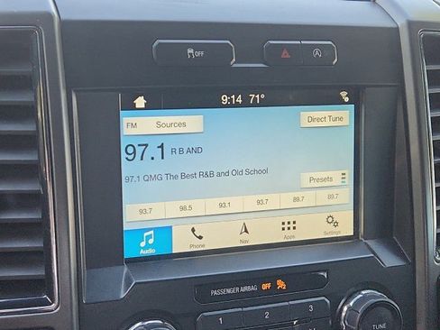 Used 2018 Ford F150 XLT w/ Equipment Group 302A Luxury AWD/4WD image 25