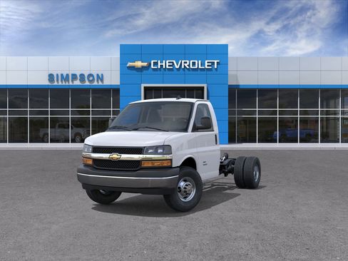 New 2025 Chevrolet Express 3500 Work Van w/ Power Convenience Package image 36