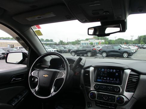 Used 2018 Chevrolet Tahoe LT AWD/4WD image 31